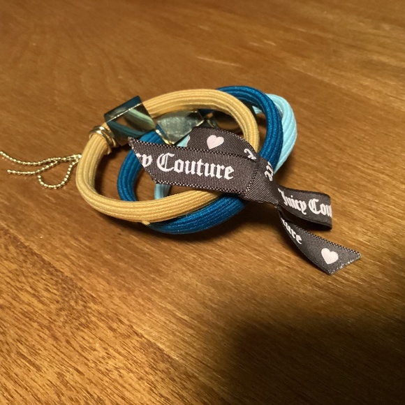 Juicy Couture 3-Piece Hair Accessories/Ponytails With Charms main image 4